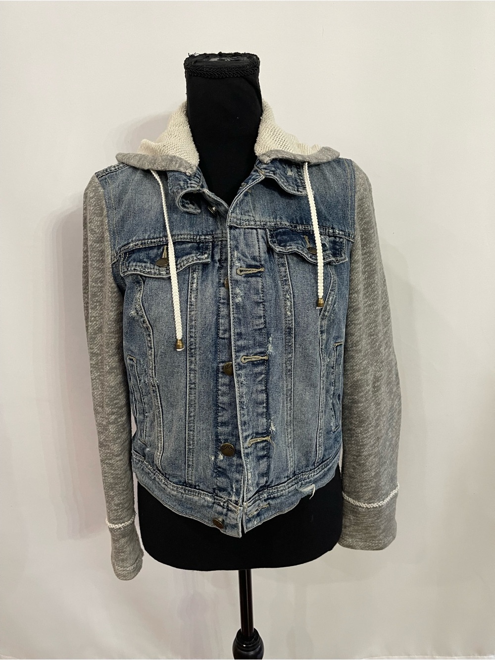 Free People hooded blue jean jacket women’s small